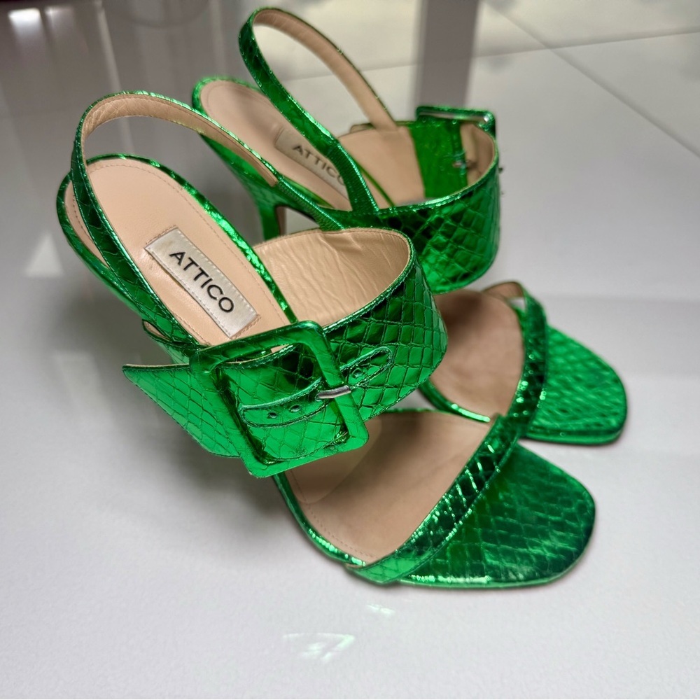 The ATTICO- Mariah Python Slingback Buckle Pump- GREEN- size 38